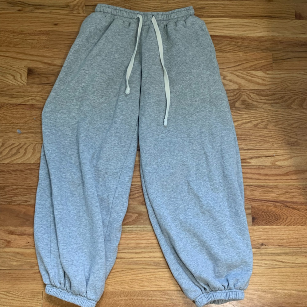COPY - Urban outfitters Out From Under Brenda Jogger Sweatpant Heather Grey